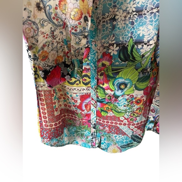 Johnny Was Colorful Floral Button-Up Shirt petite size XS - Picture 5 of 9